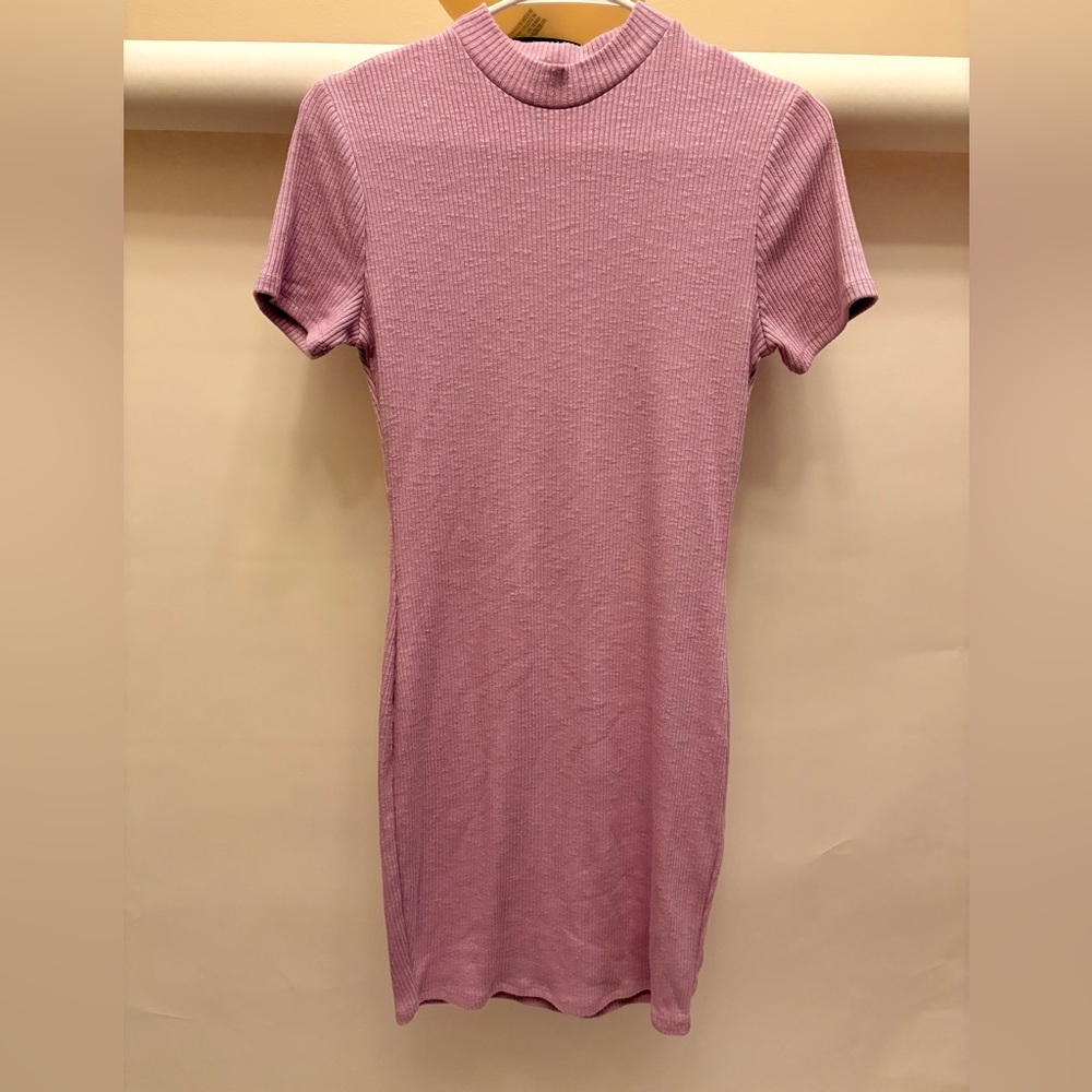 Pink Ribbed Short Sleeve Dress